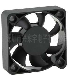 影響“舞臺(tái)燈光散熱風(fēng)扇”噪音的因素有哪些？